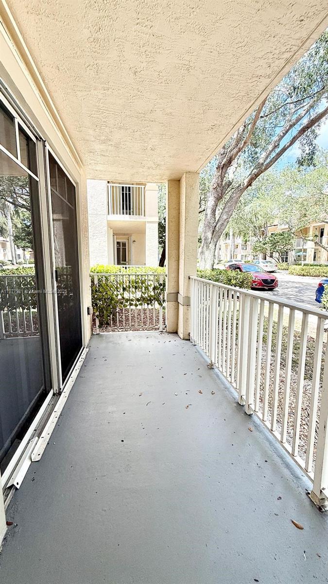VILLAGE AT ABACOA CONDO - Residential Lease