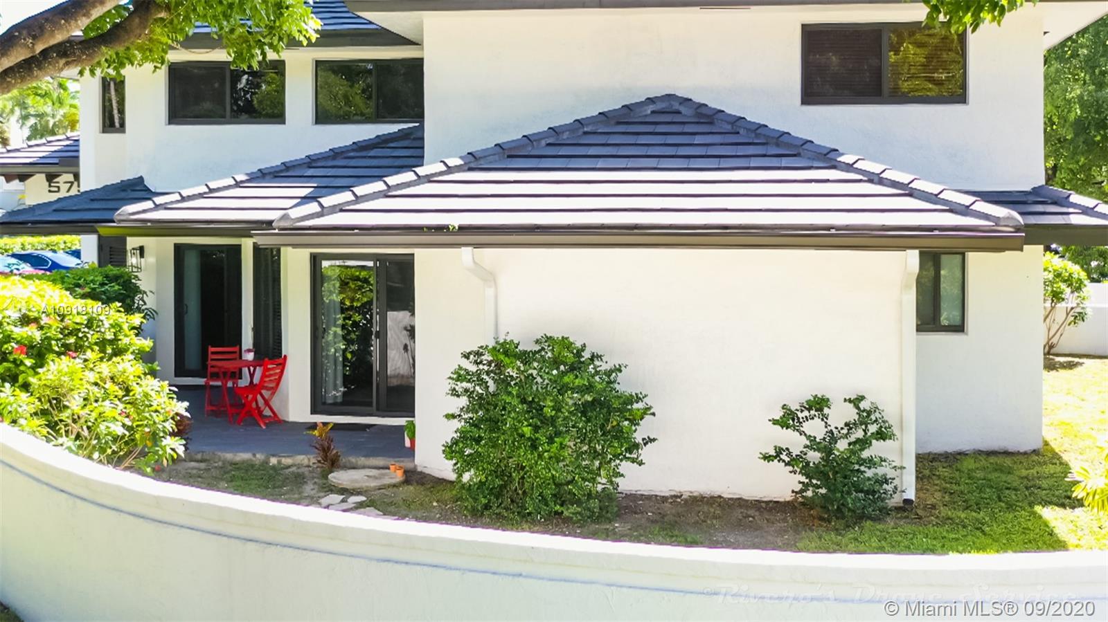 GABLES SOUTH CONDO - Residential