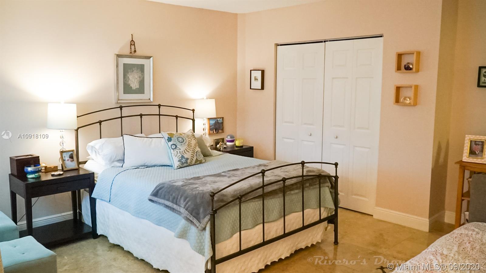 GABLES SOUTH CONDO - Residential