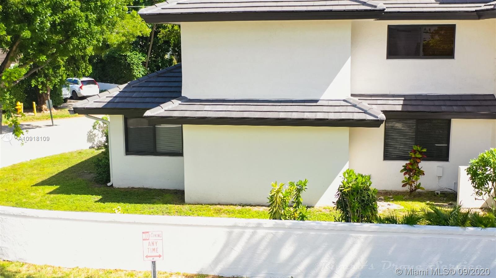 GABLES SOUTH CONDO - Residential