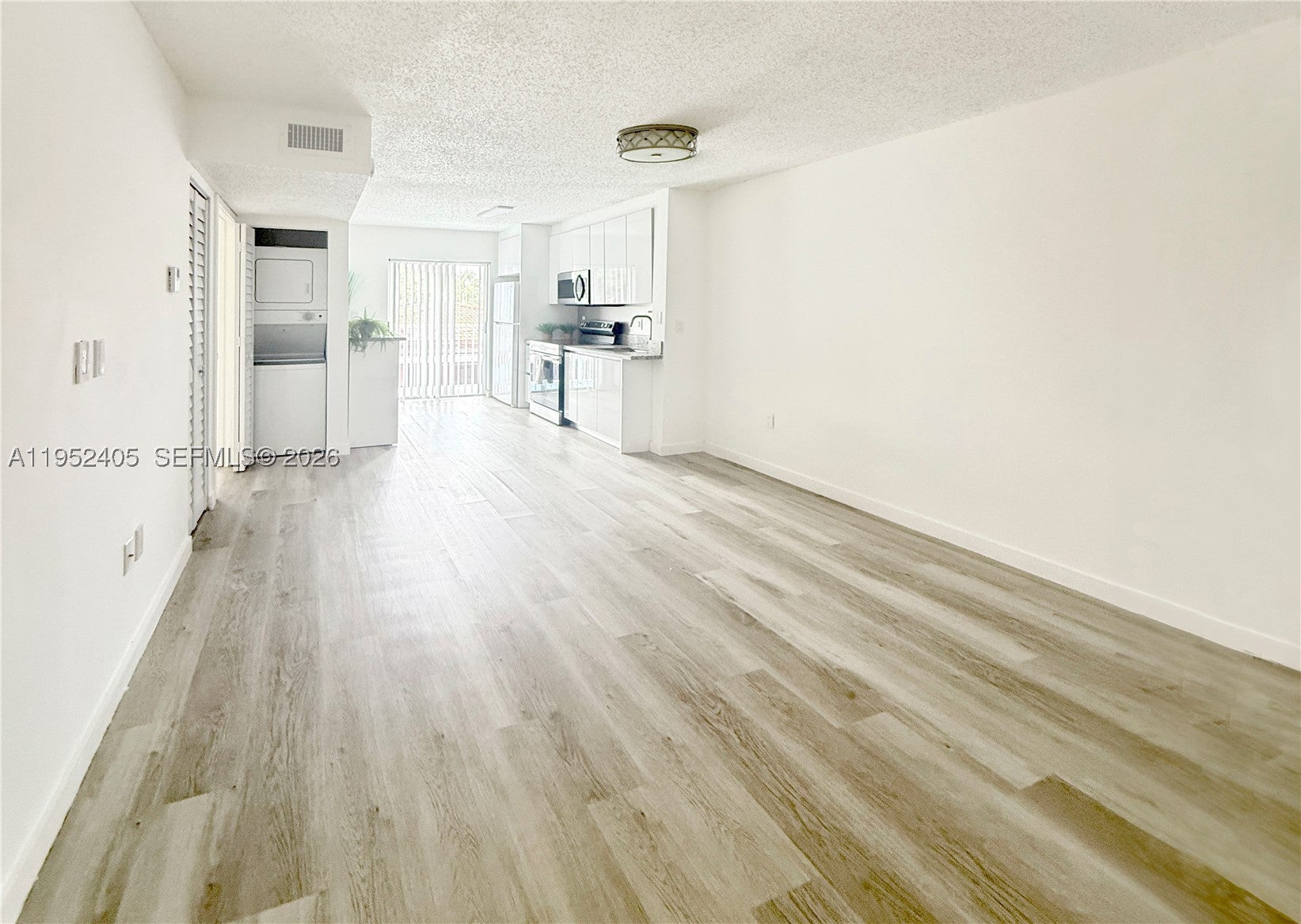 2575 SW 27th Ave 210, Miami FL 33133