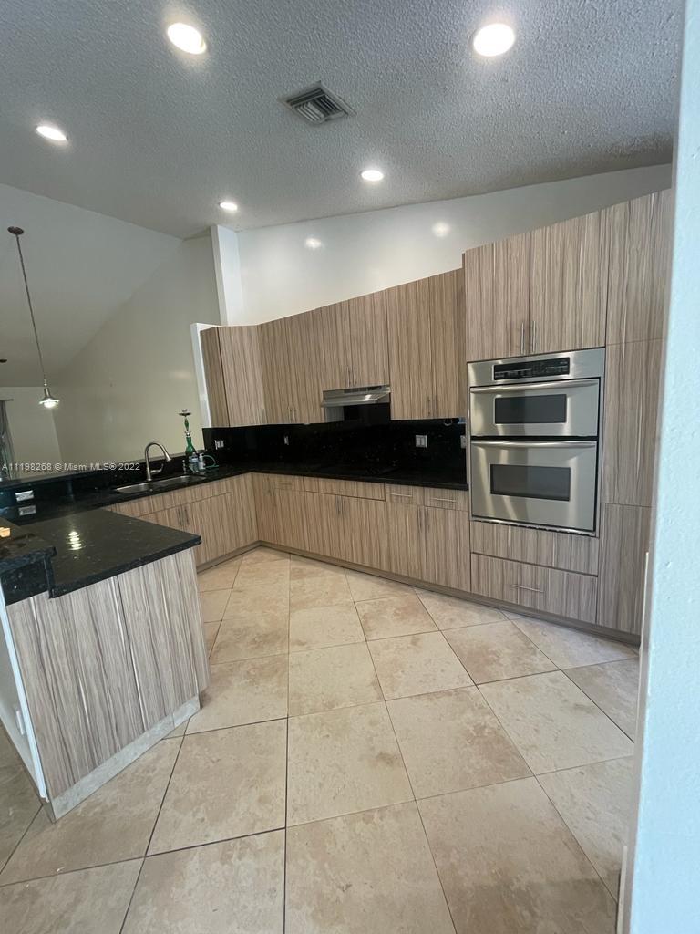 REED LAND CO SUB - Residential Lease