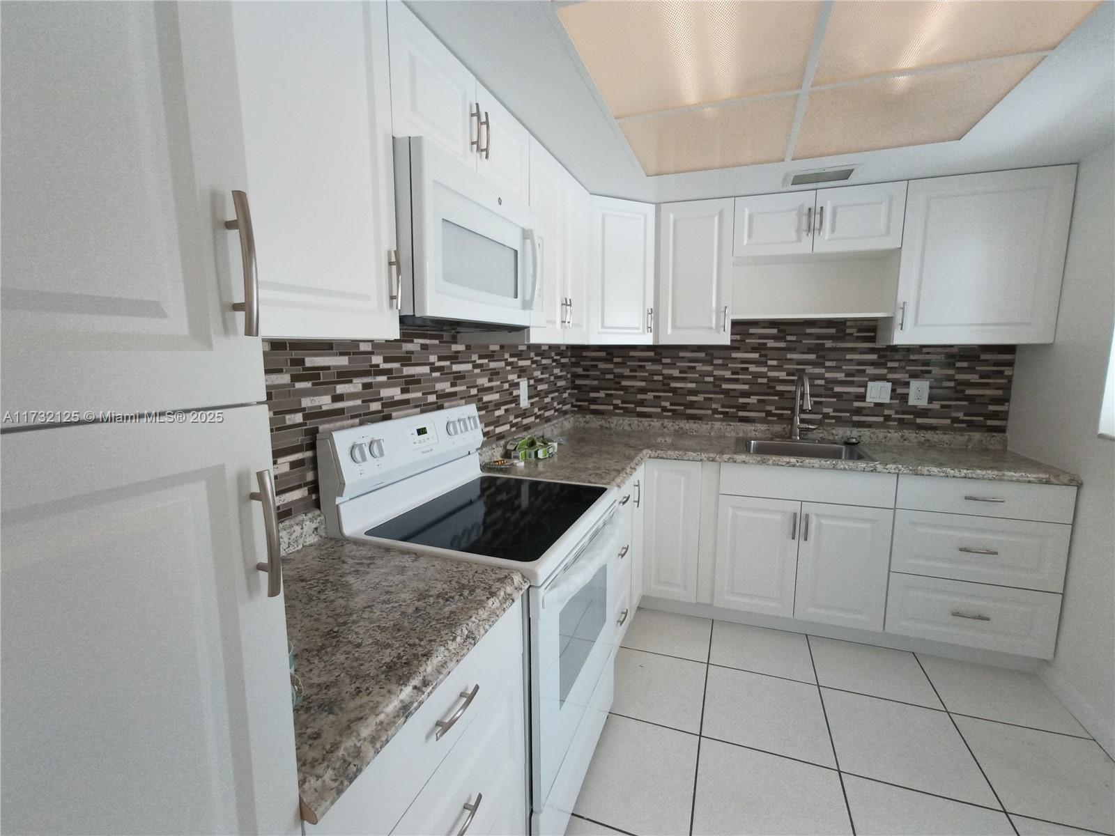 CRYSTAL COVE CONDO - Residential