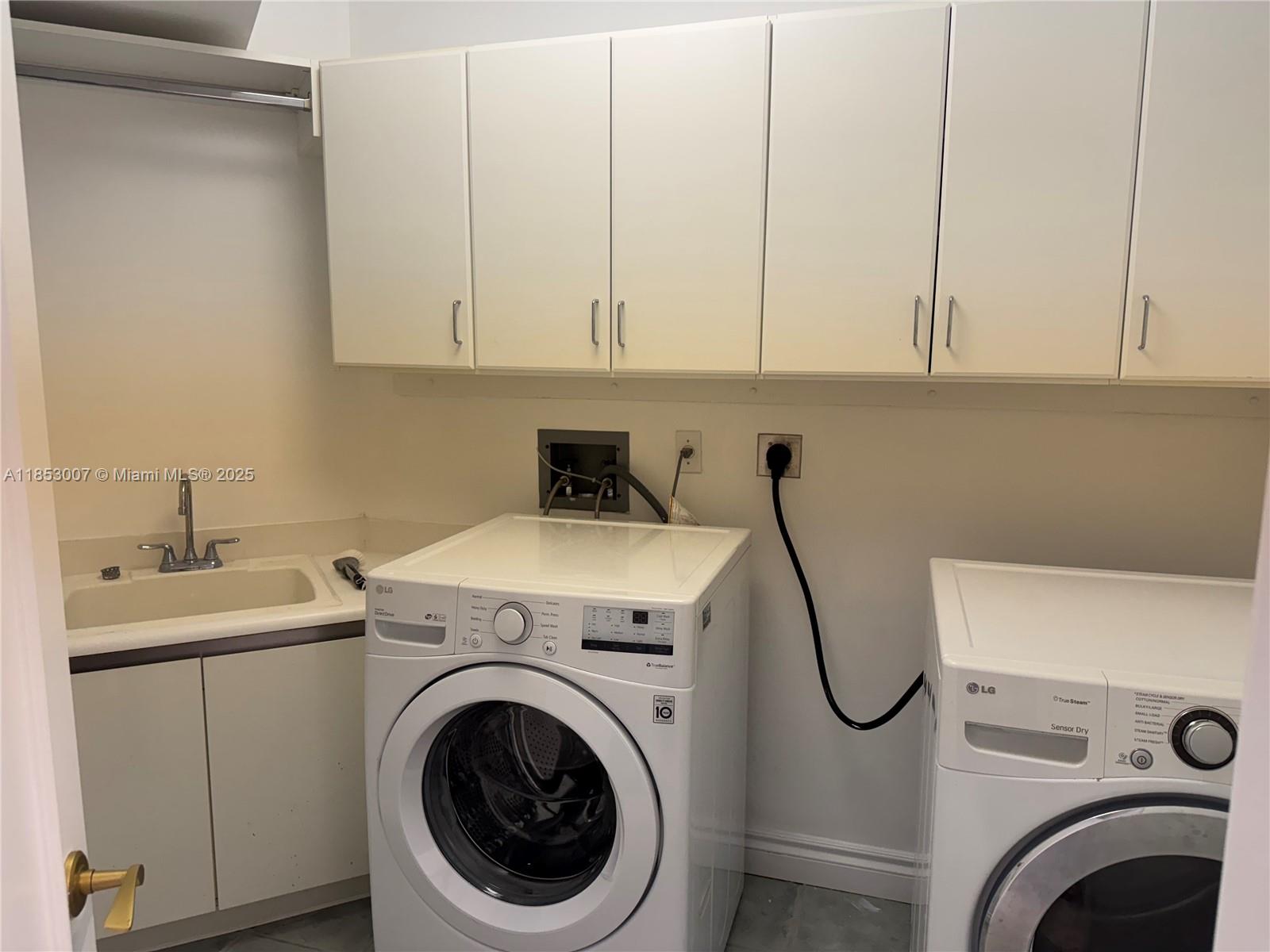 2600 ISL BLVD WILLIAMS IS - Residential Lease