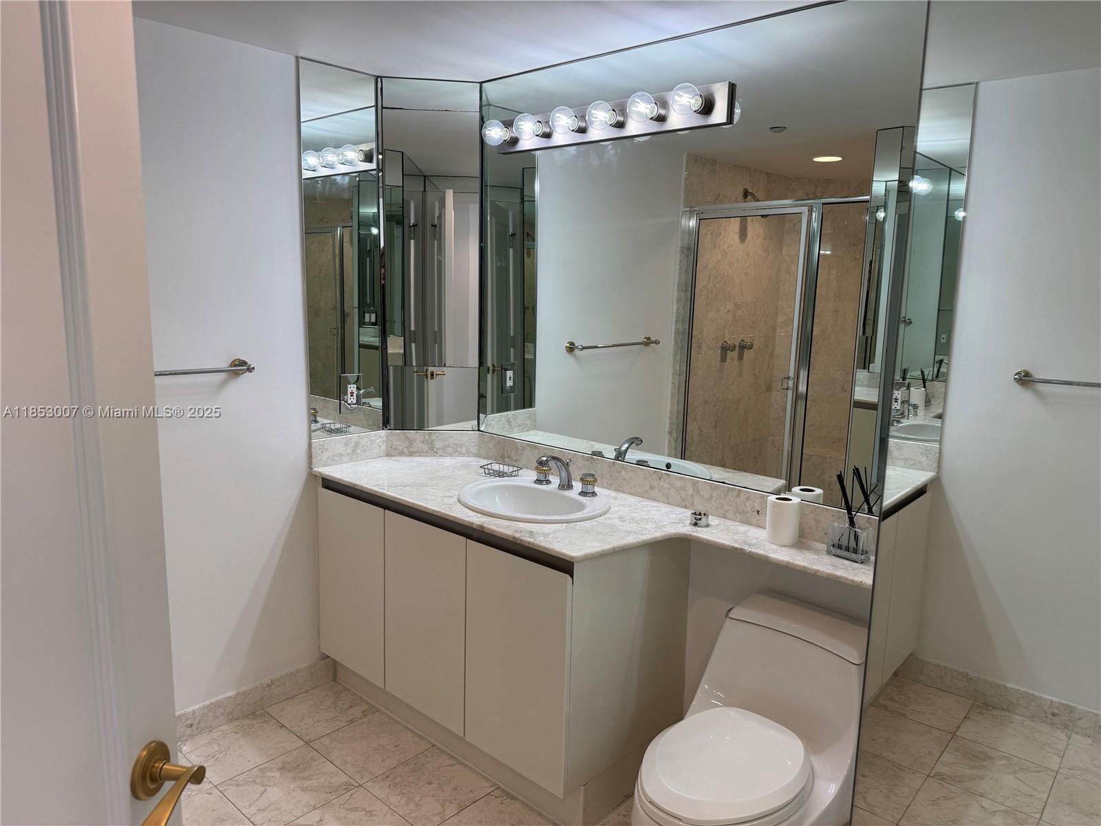 2600 ISL BLVD WILLIAMS IS - Residential Lease