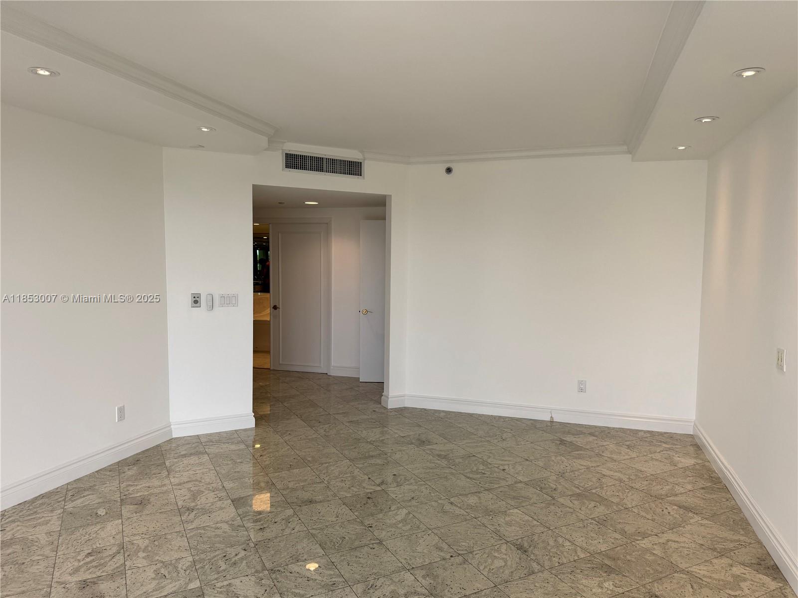 2600 ISL BLVD WILLIAMS IS - Residential Lease