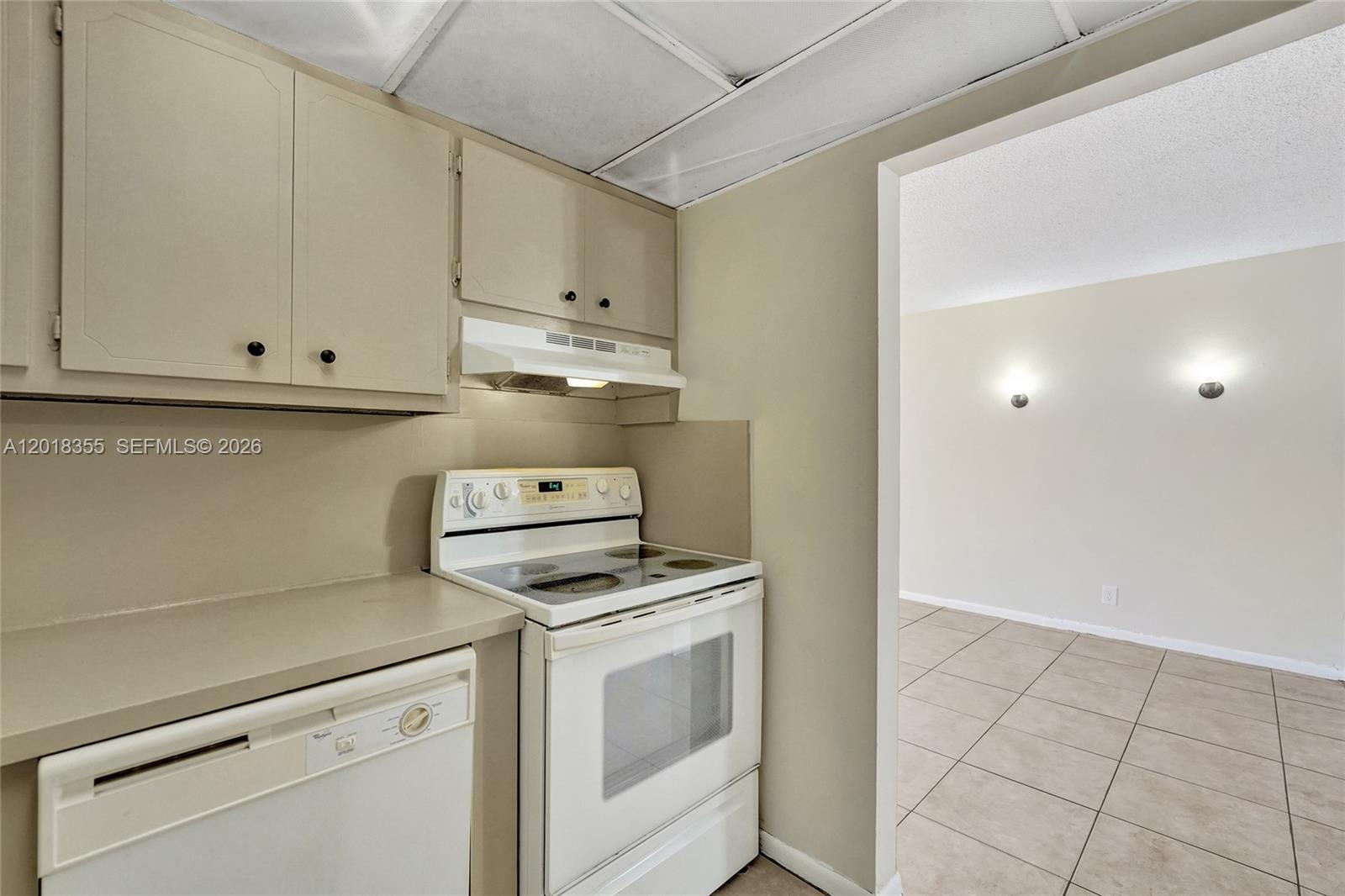 VILLAS AT CORAL SPRINGS - Residential
