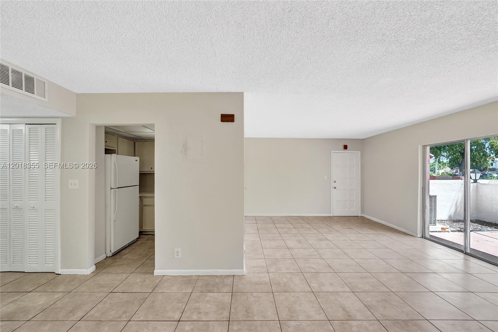 VILLAS AT CORAL SPRINGS - Residential