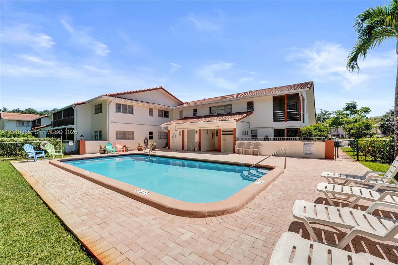 VILLAS AT CORAL SPRINGS - Residential