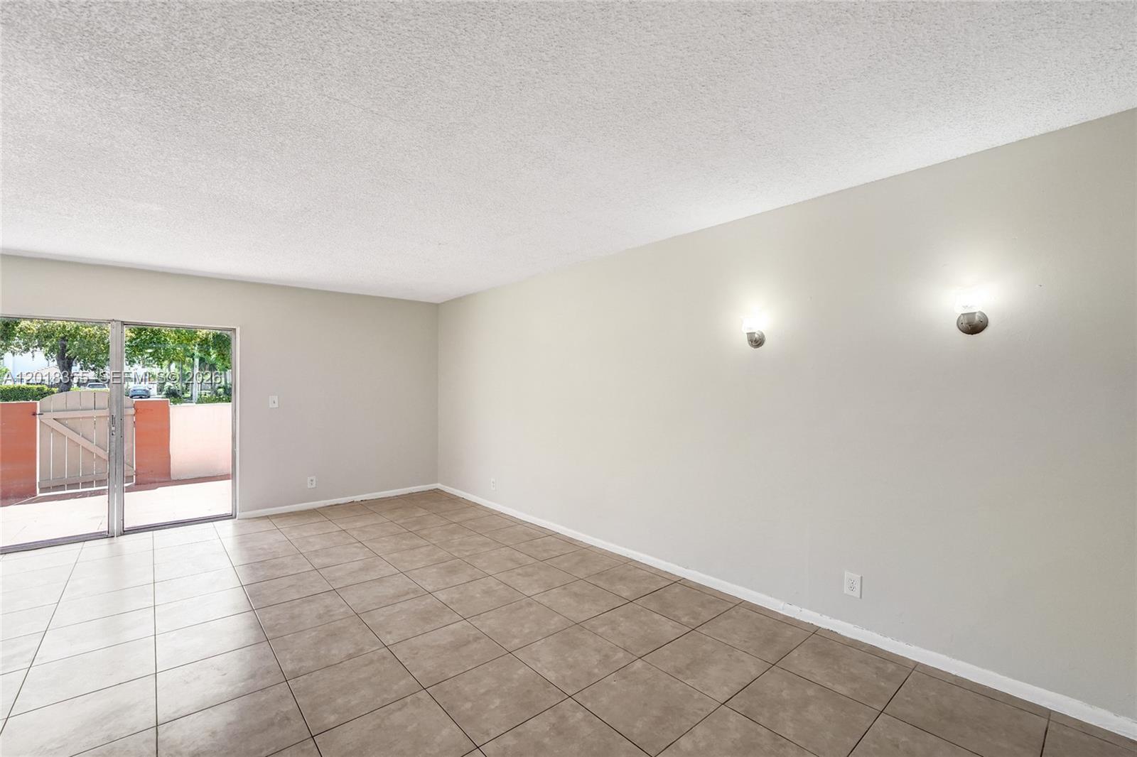 VILLAS AT CORAL SPRINGS - Residential