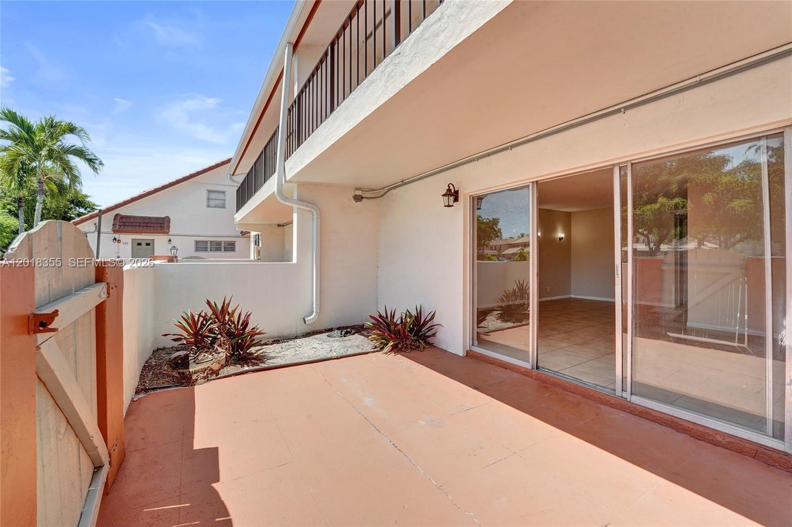 VILLAS AT CORAL SPRINGS - Residential