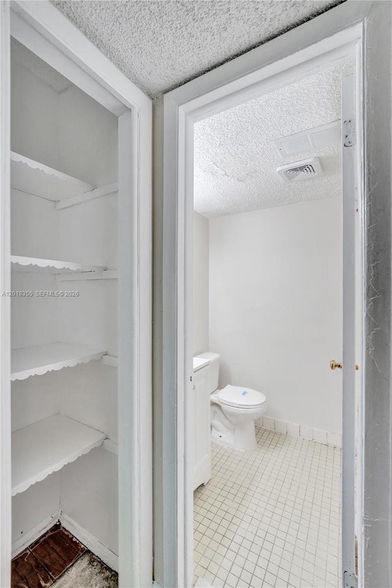 VILLAS AT CORAL SPRINGS - Residential