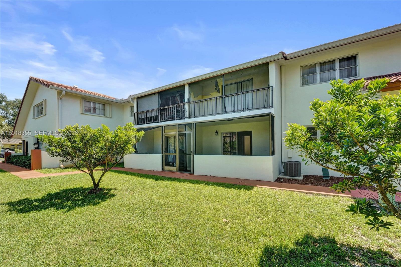 VILLAS AT CORAL SPRINGS - Residential