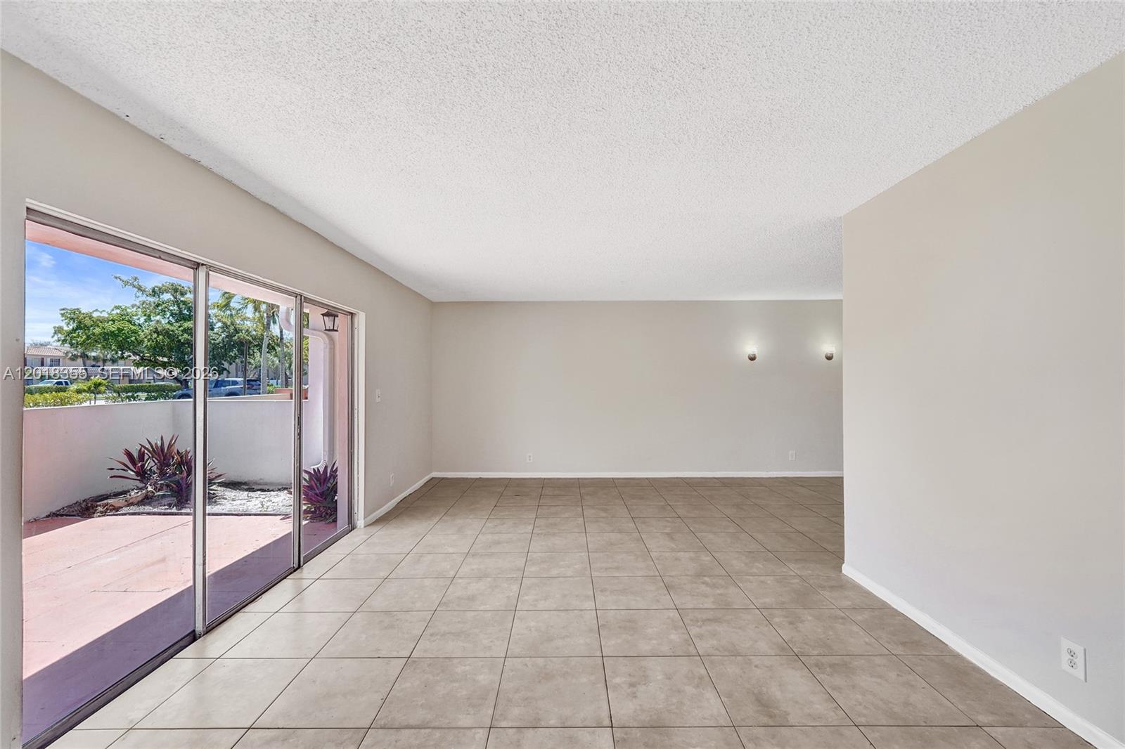 VILLAS AT CORAL SPRINGS - Residential