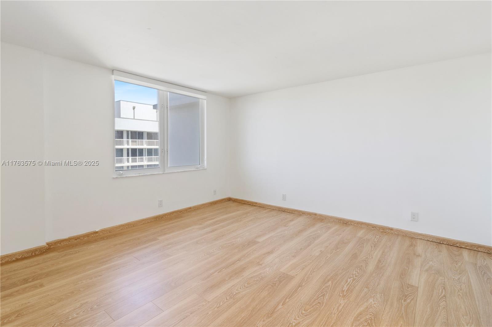 AMBASSADORS V NORTH CONDO - Residential
