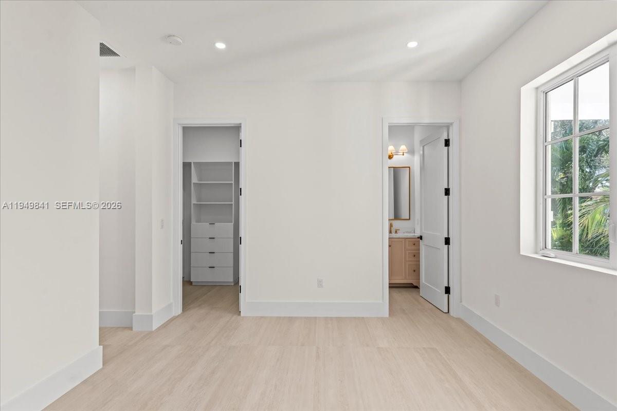 POINSETTIA ESTATES - Residential