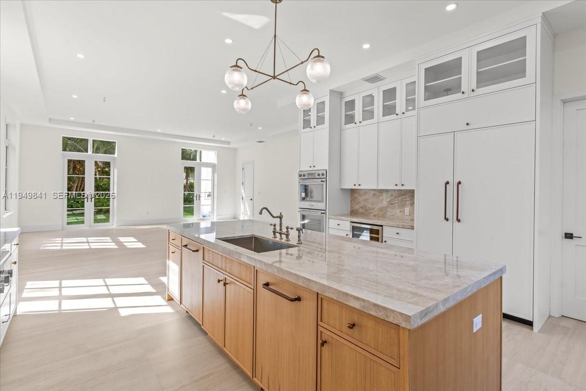 POINSETTIA ESTATES - Residential