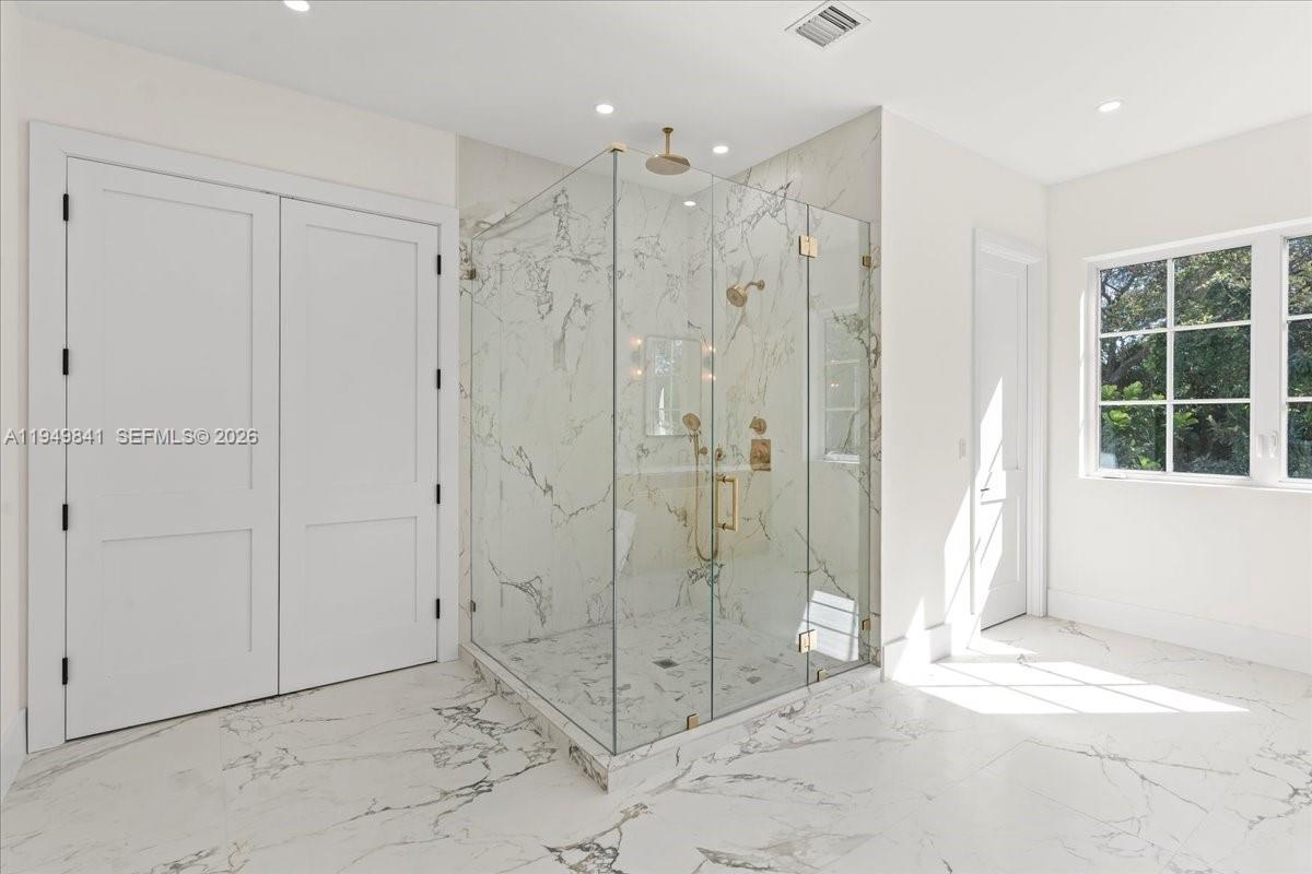 POINSETTIA ESTATES - Residential