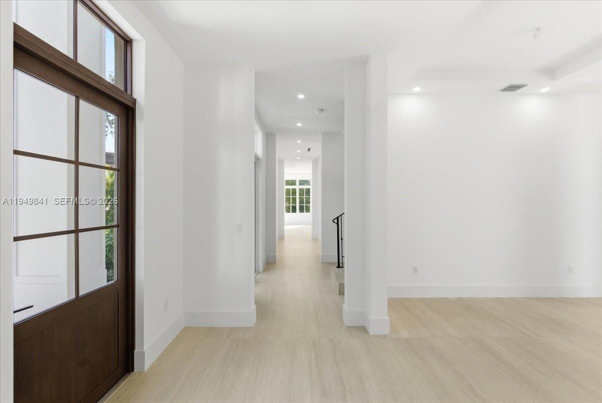 POINSETTIA ESTATES - Residential