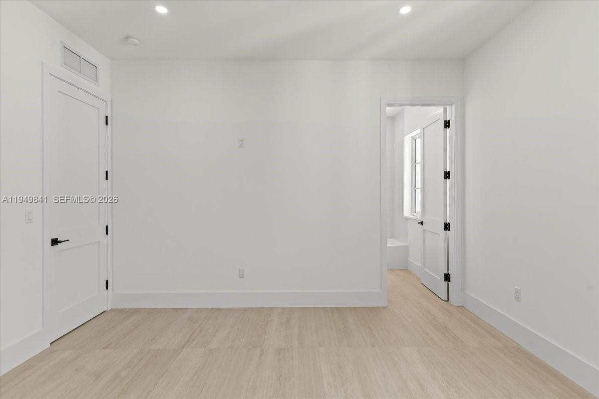 POINSETTIA ESTATES - Residential