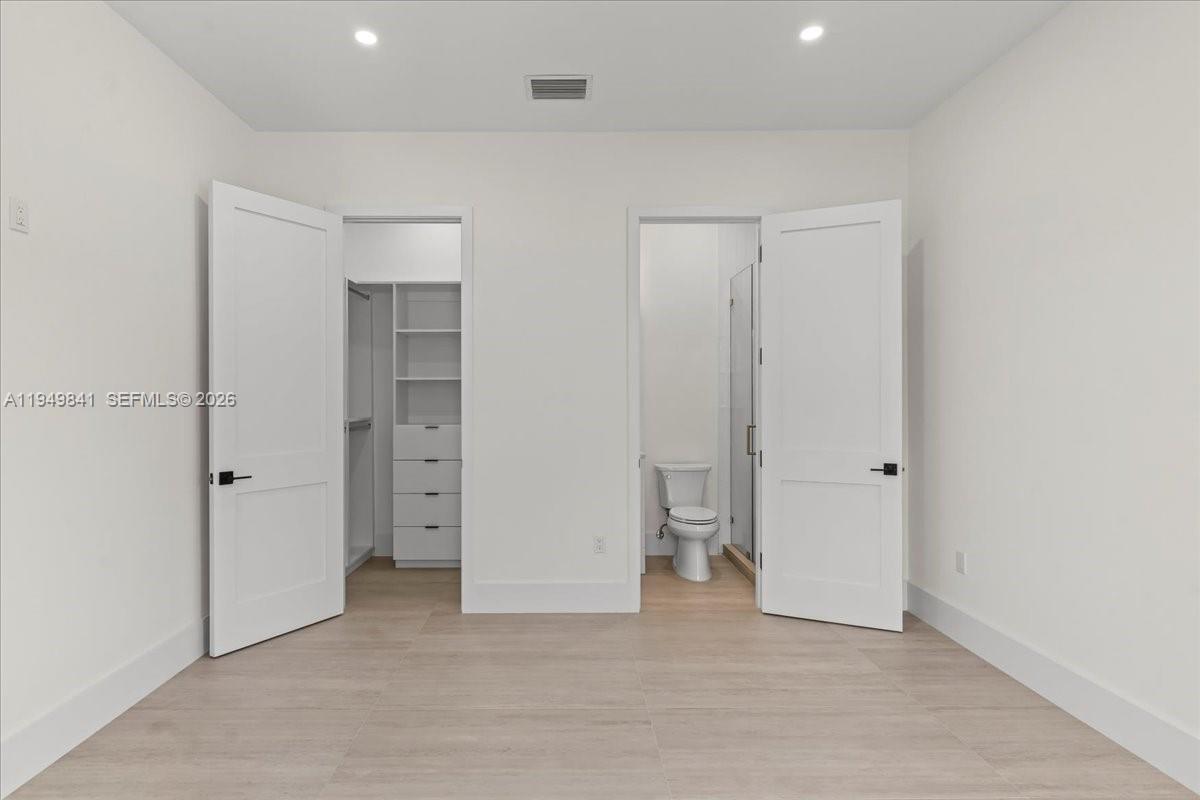 POINSETTIA ESTATES - Residential