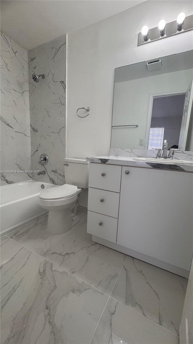 LESLIE ESTATES SEC FIVE - Residential Lease