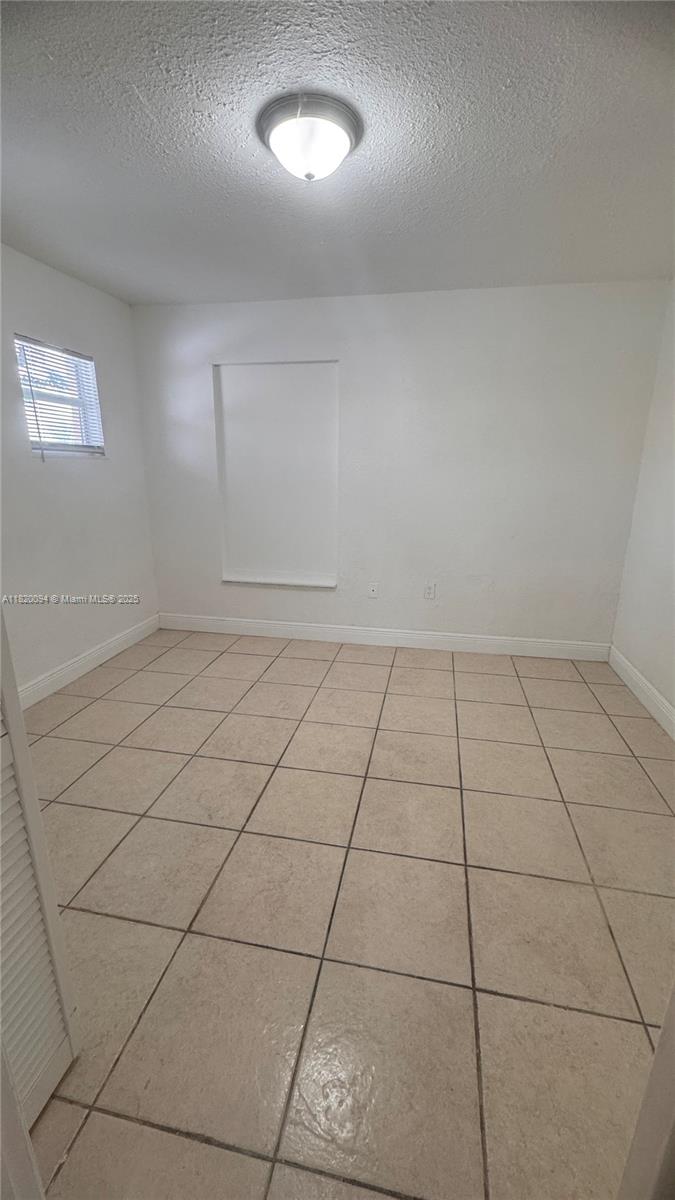 LESLIE ESTATES SEC FIVE - Residential Lease