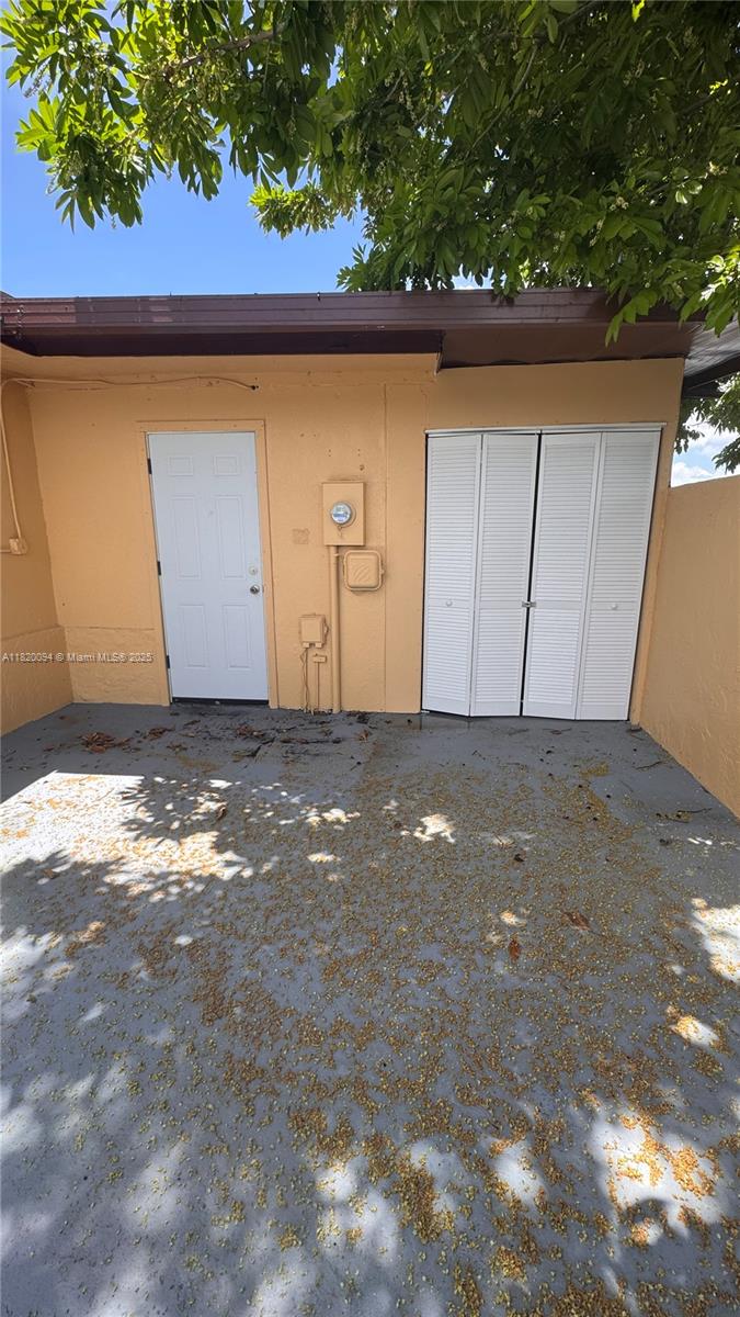 LESLIE ESTATES SEC FIVE - Residential Lease