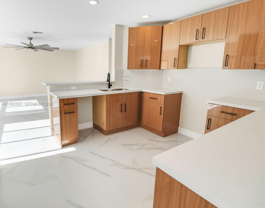 SAWGRASS PLANTATION - Residential