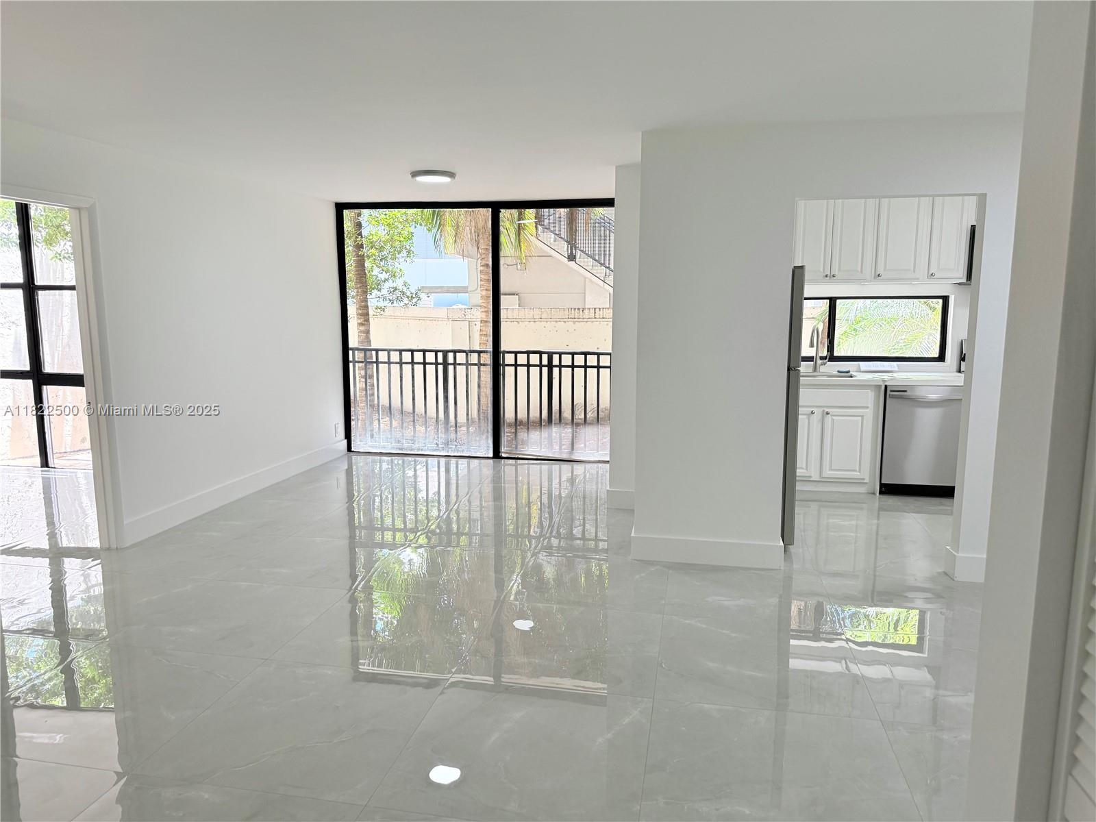 16909 N Bay Rd 116