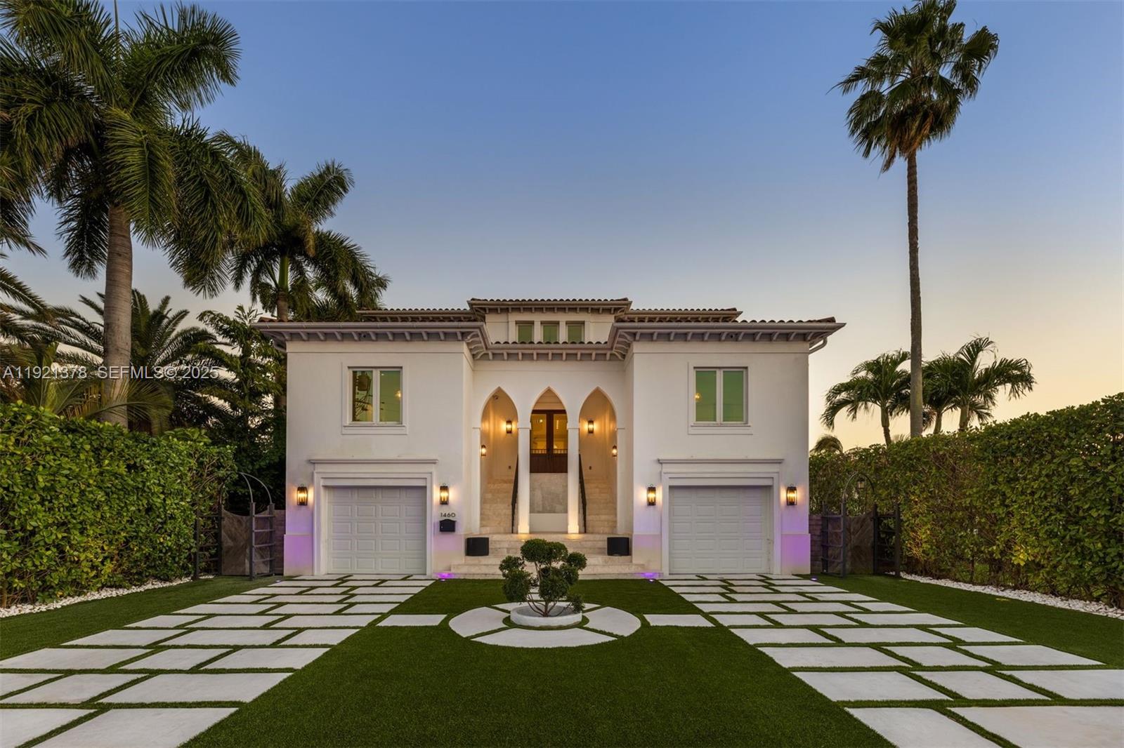 TREASURE ISLAND - Residential