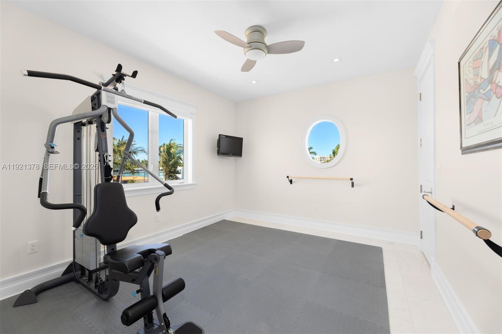 TREASURE ISLAND - Residential