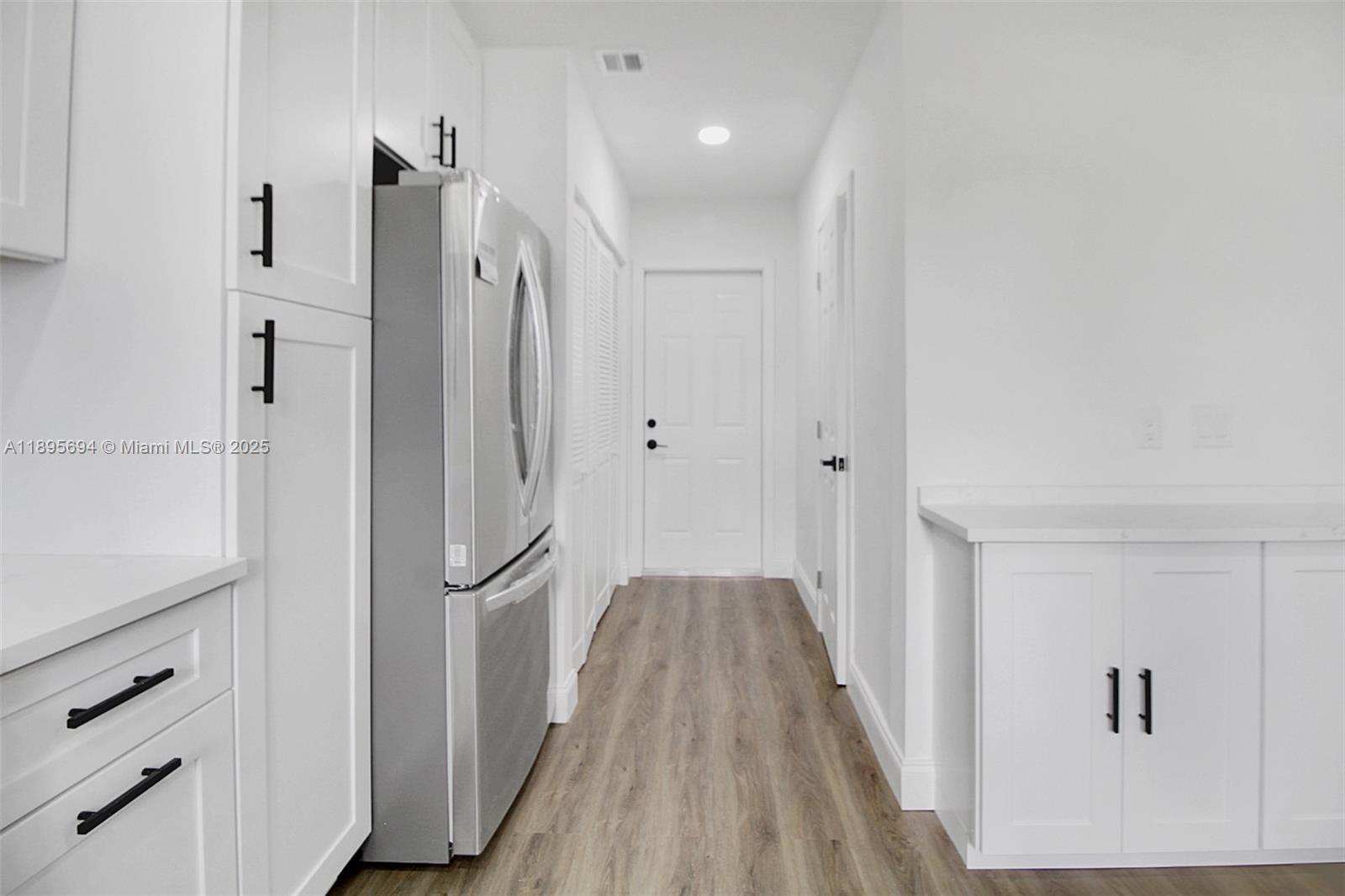 MIDLAND 1ST ADD - Residential