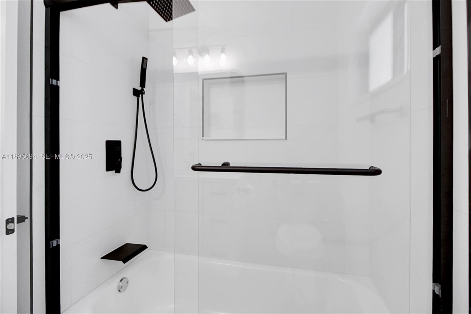 MIDLAND 1ST ADD - Residential