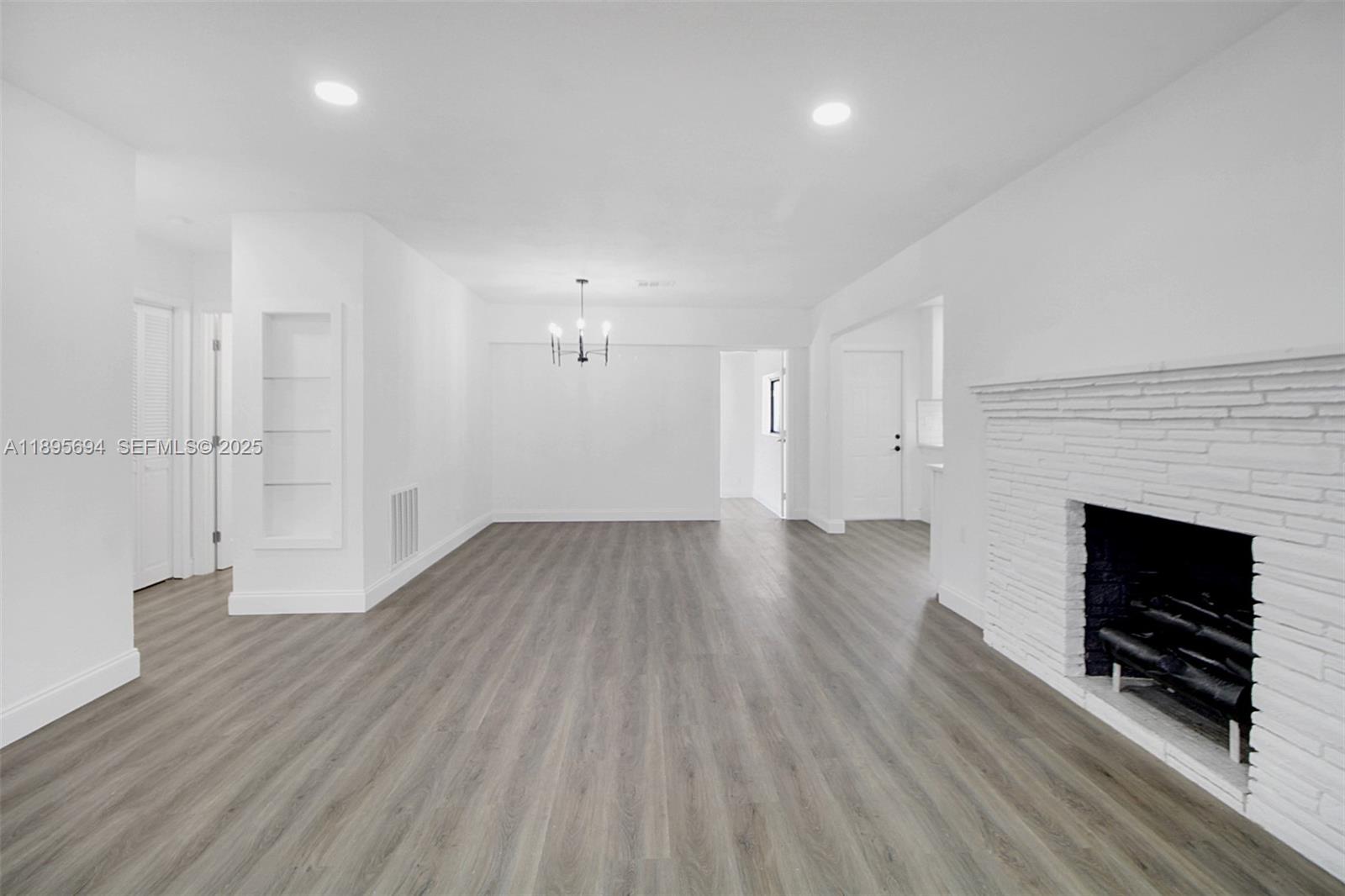 MIDLAND 1ST ADD - Residential