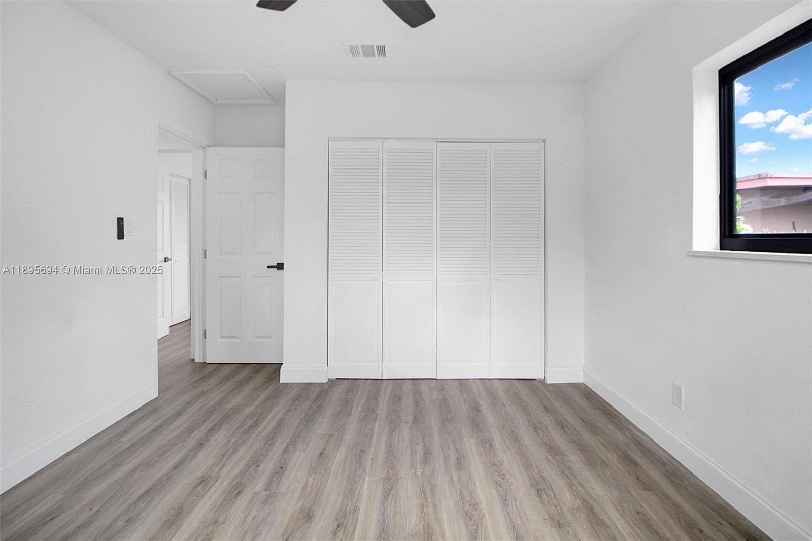 MIDLAND 1ST ADD - Residential