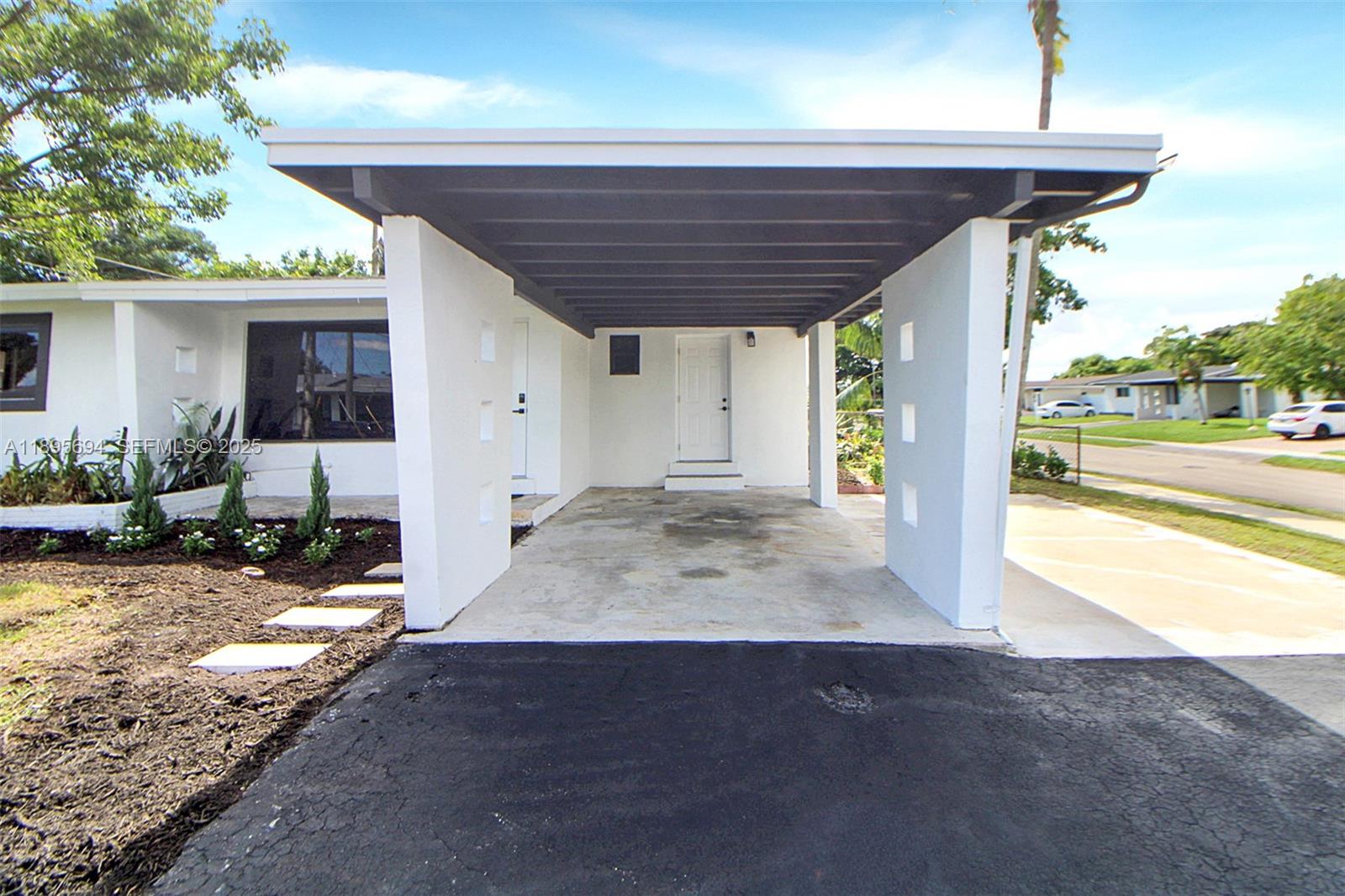 MIDLAND 1ST ADD - Residential