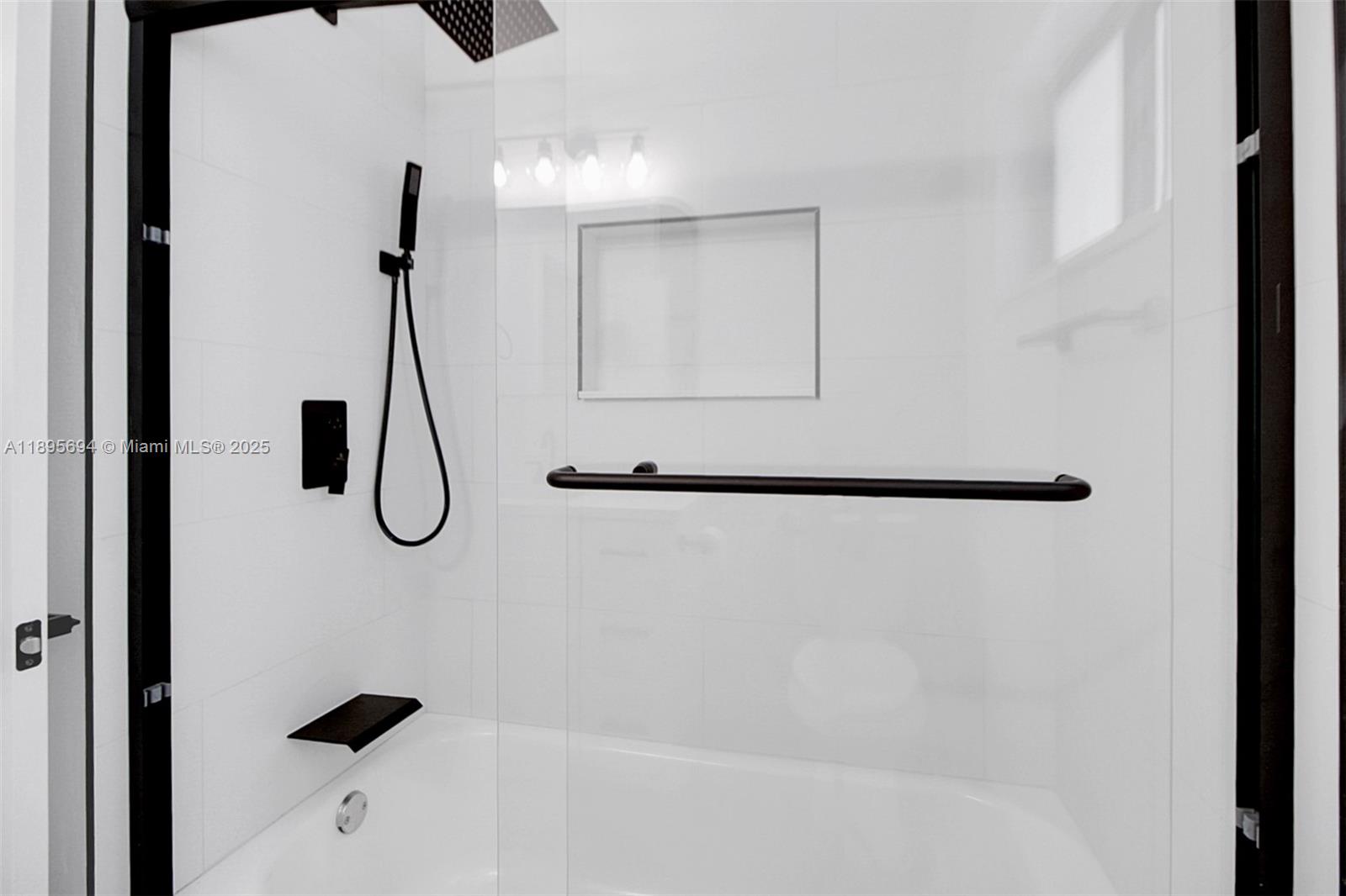 MIDLAND 1ST ADD - Residential