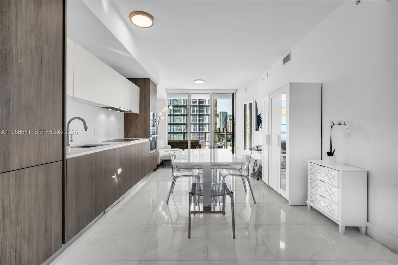 BISCAYNE BEACH CONDO - Residential
