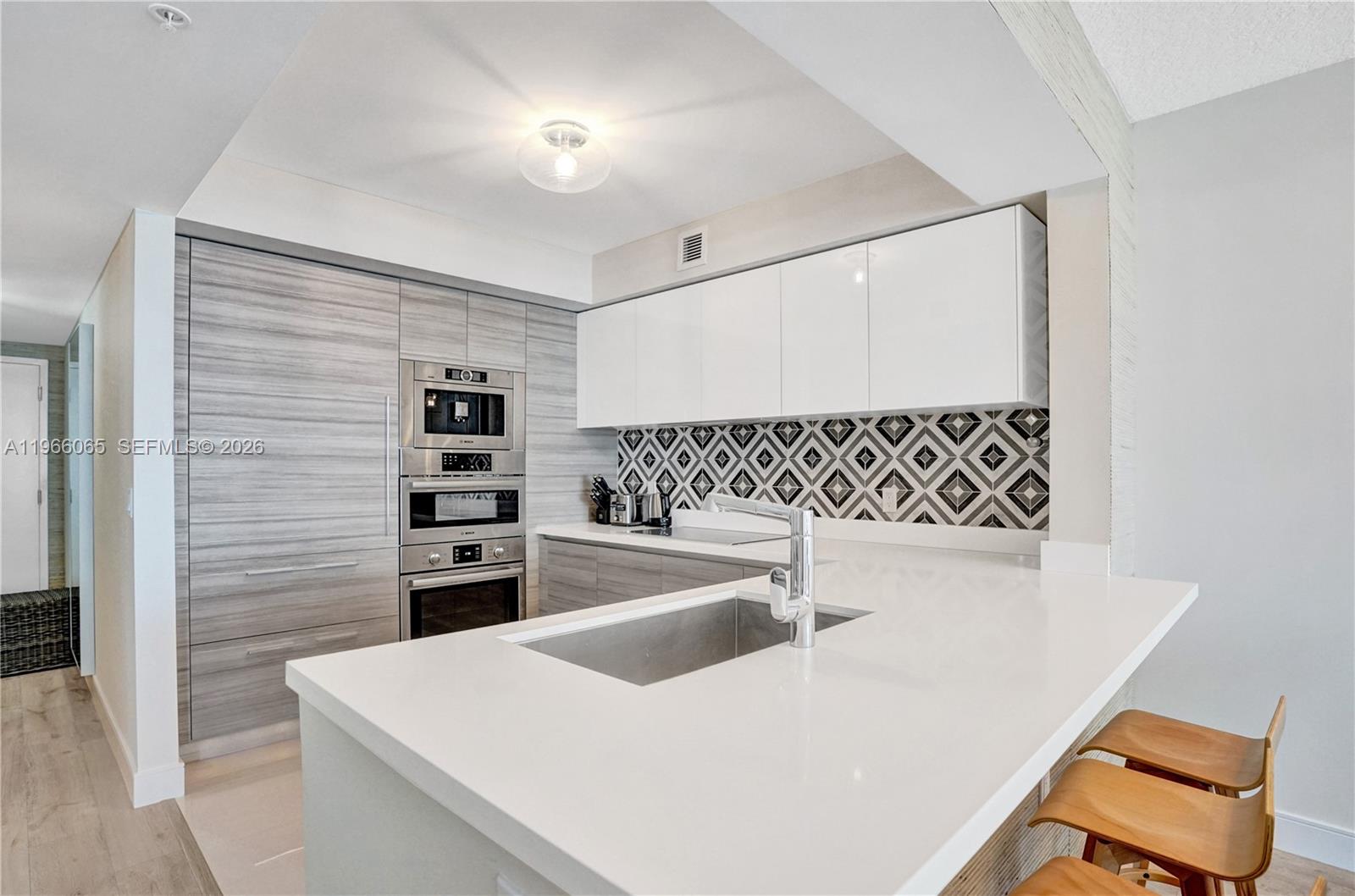 300 Sunny Isles Blvd 4-2104