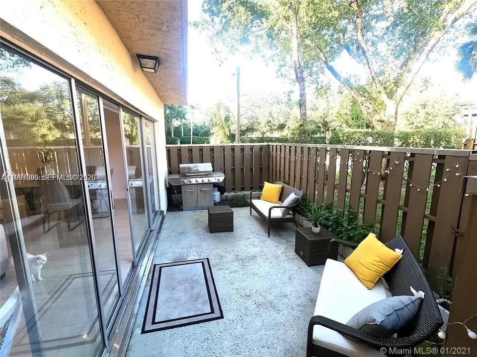 TOWNHOUSES AT JACARANDA C - Residential Lease