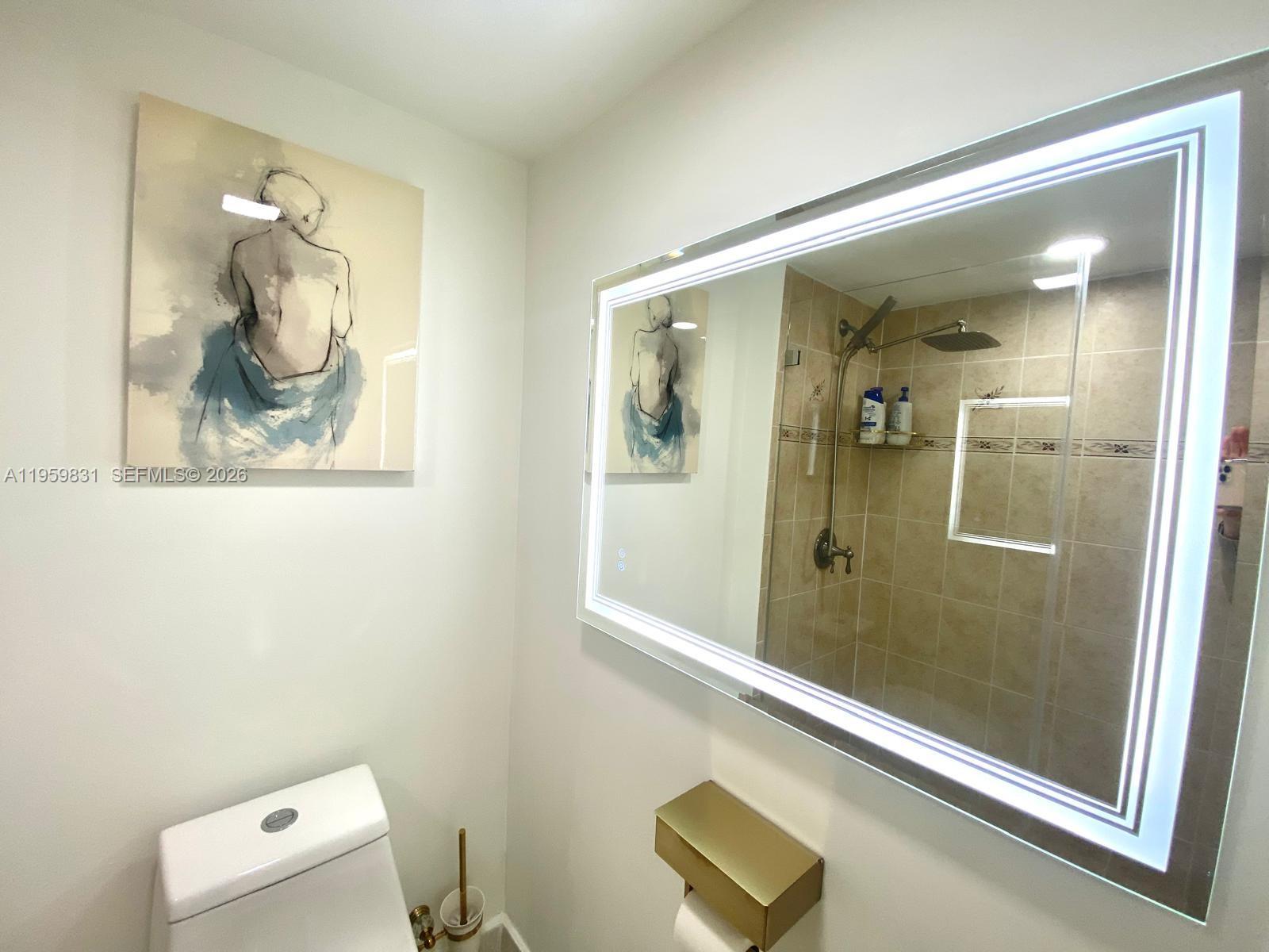 WINSTON TOWERS 600 CONDO - Residential