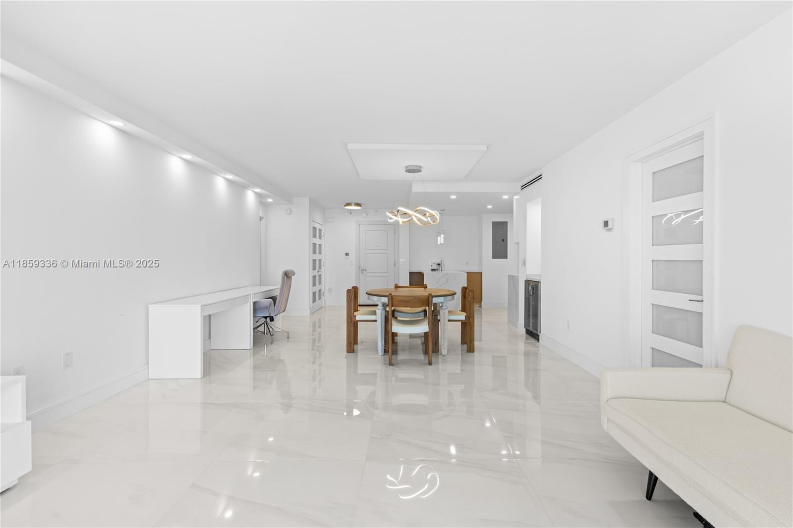 9801 Collins Ave 20G