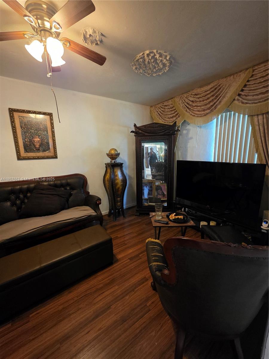 BAY VISTA PARK AMD PL - Residential