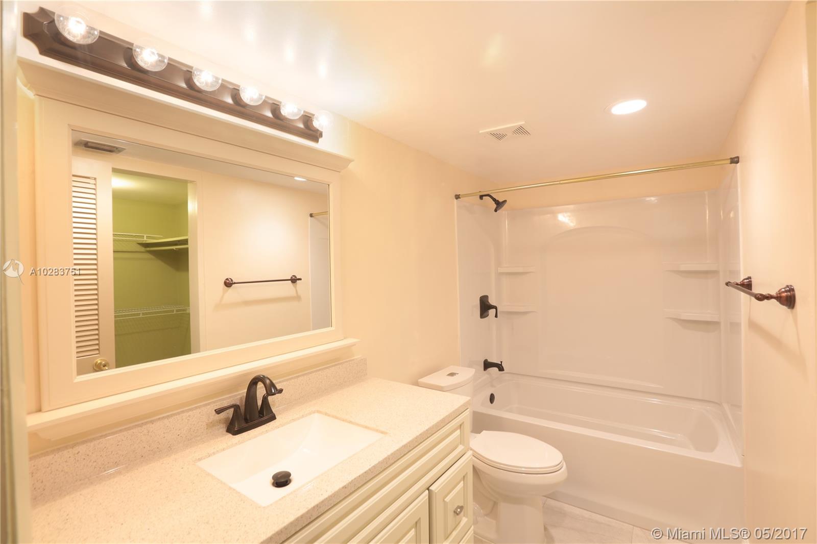 FOXCROFT APTS INC CONDO - Residential Lease