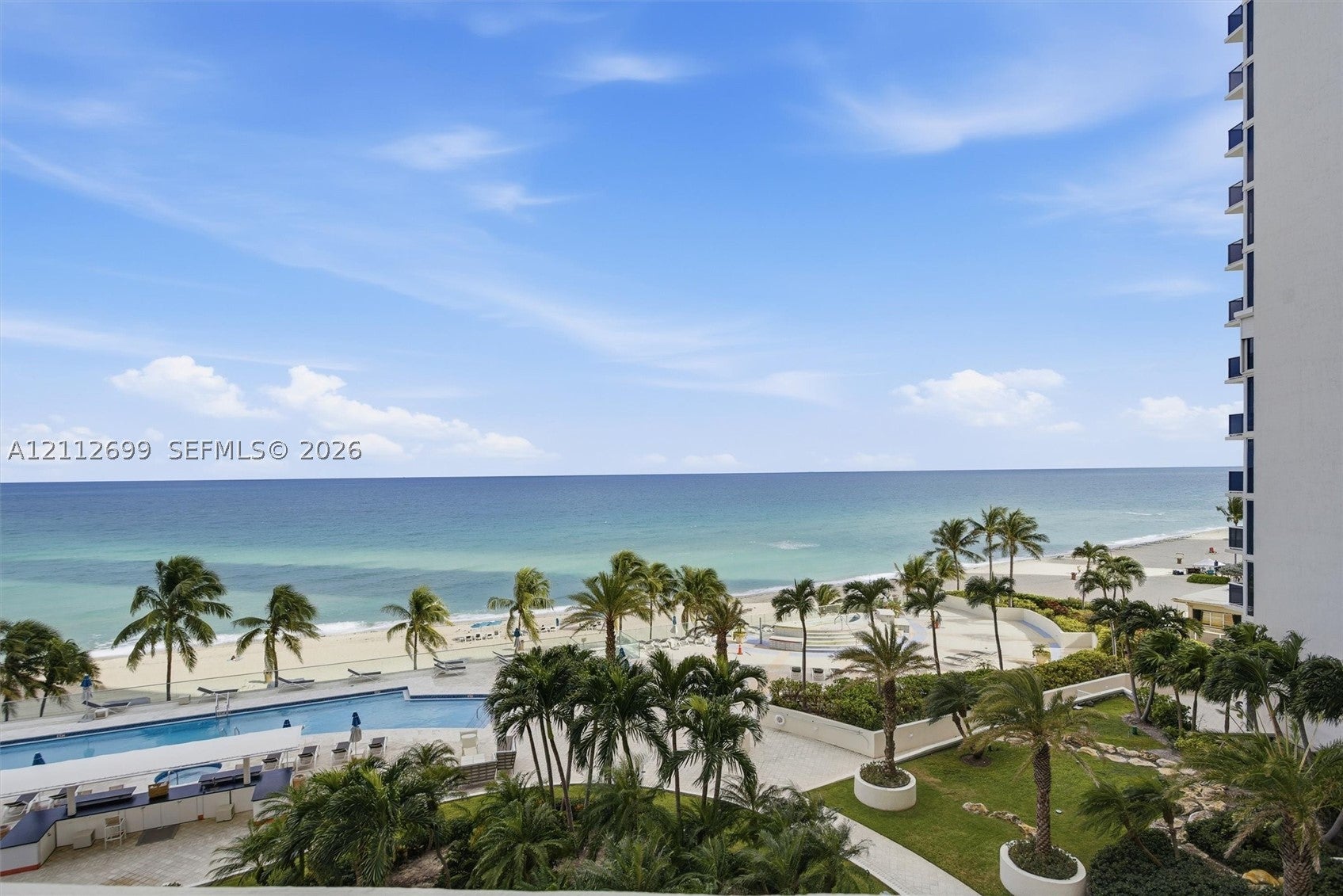 19111 Collins Ave 505