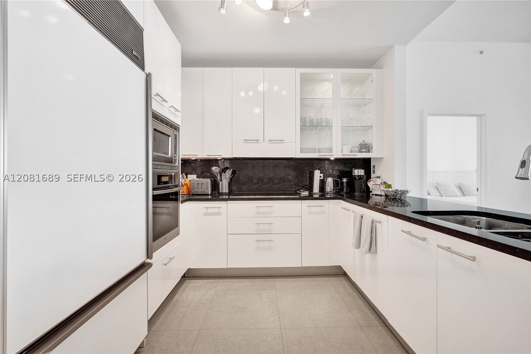 6799 Collins Ave 201