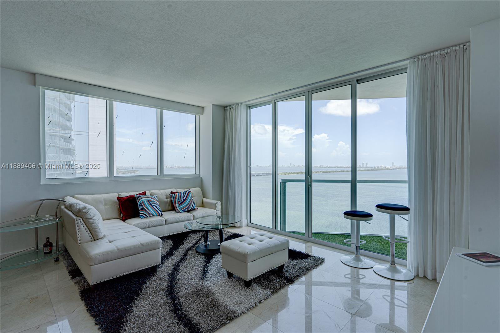ONYX ON THE BAY CONDO - Residential