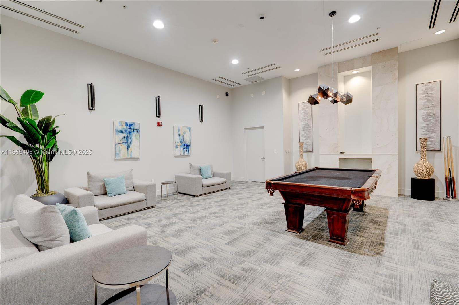 ONYX ON THE BAY CONDO - Residential