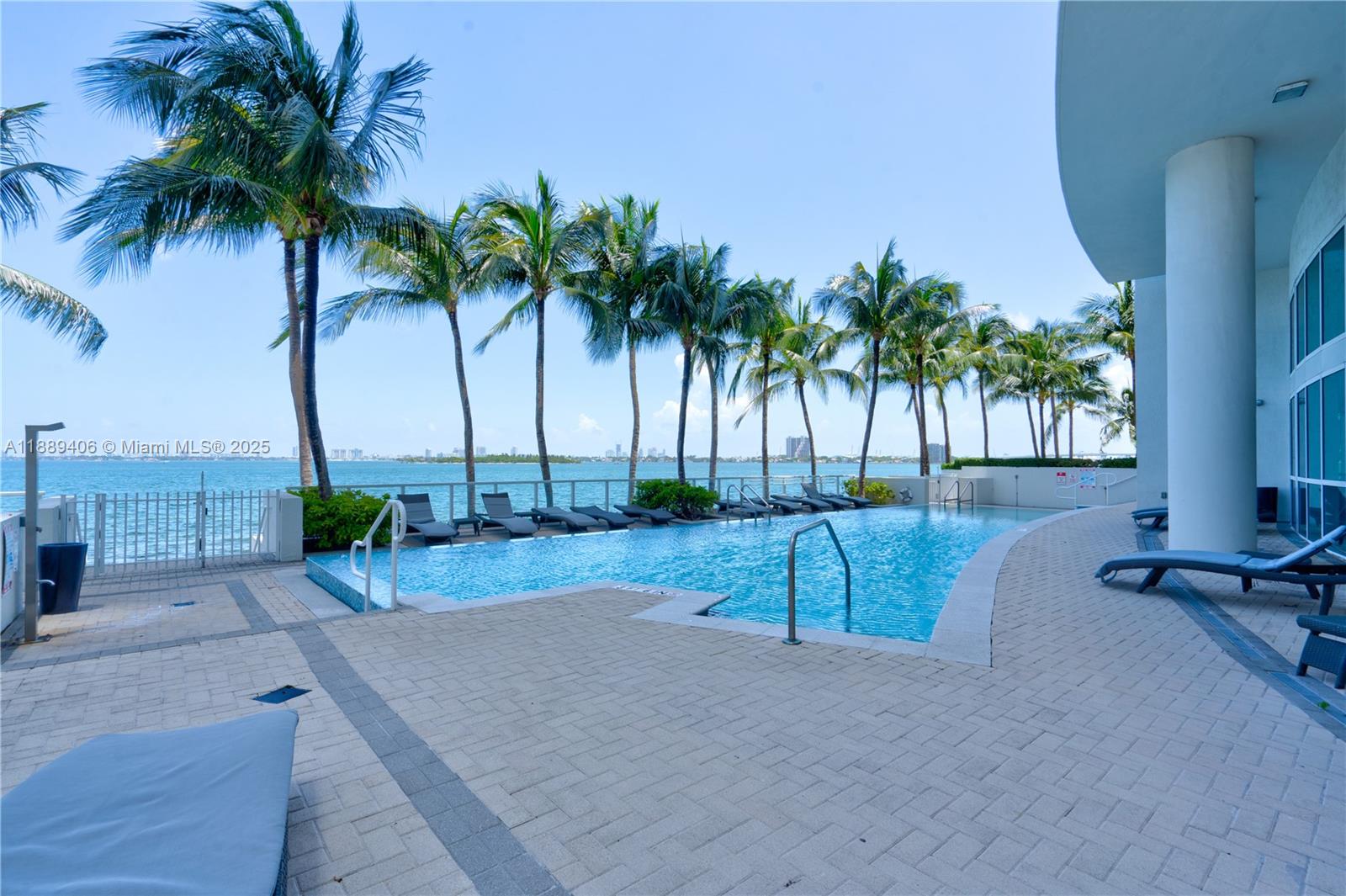 ONYX ON THE BAY CONDO - Residential